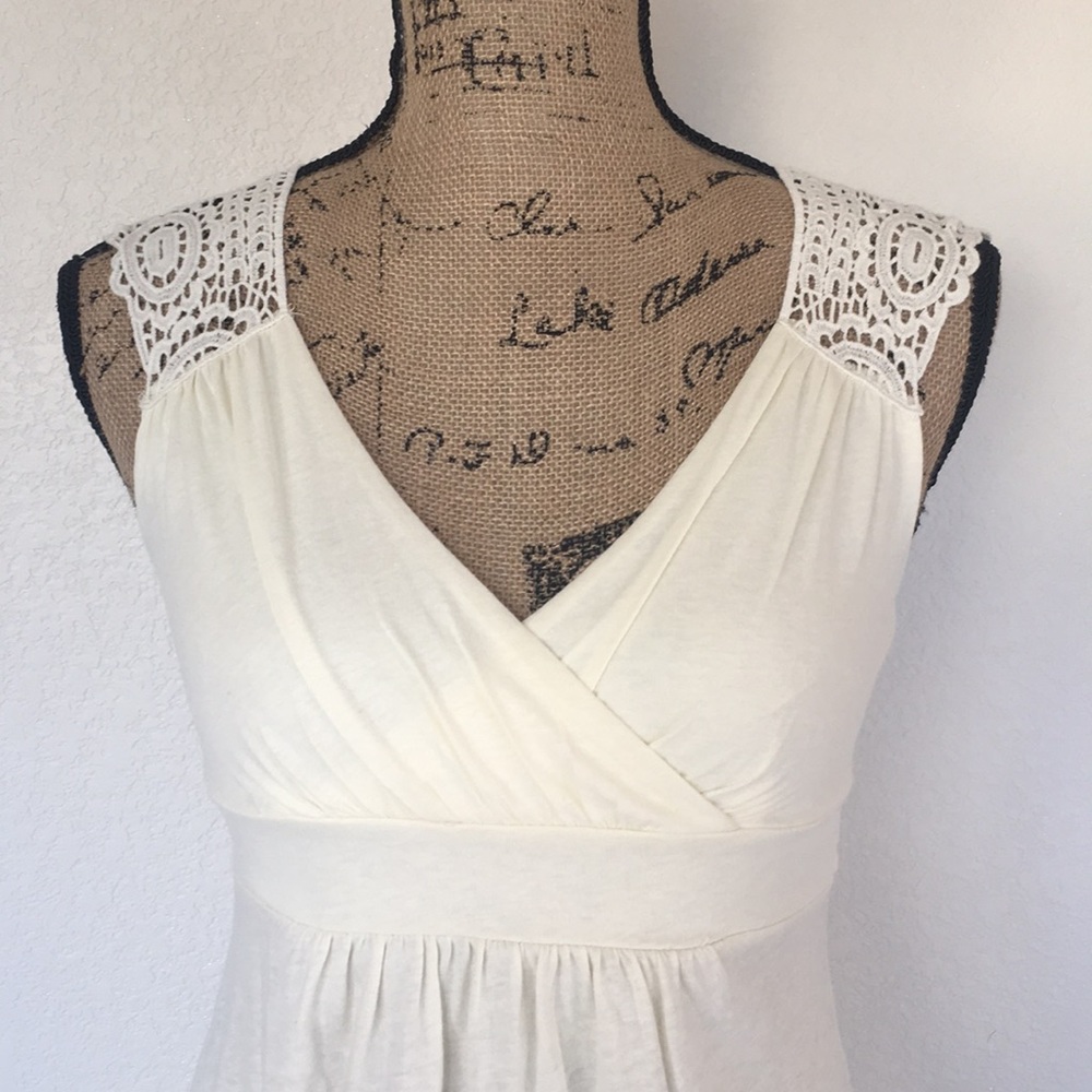 LEI cream lace blouse size S - Picture 2 of 7